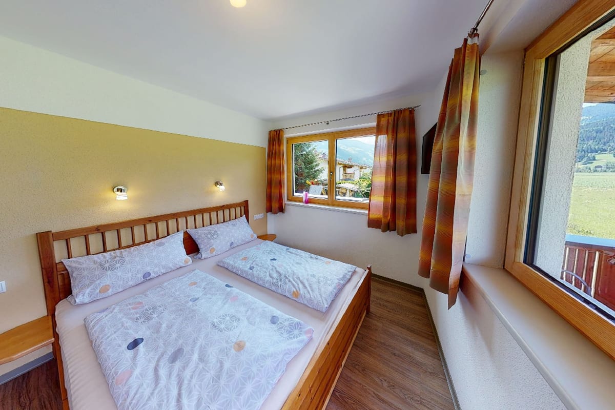Comfort Apartment, 3 Bedrooms | 7 bedrooms, bed sheets