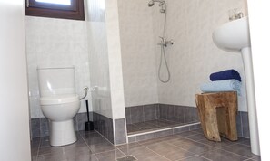 Bathroom - Cozy Villa With Pool and Parasol in Kirianna (Rethymno)