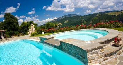 Nice Apartment in Apecchio With Shared Swimming Pool