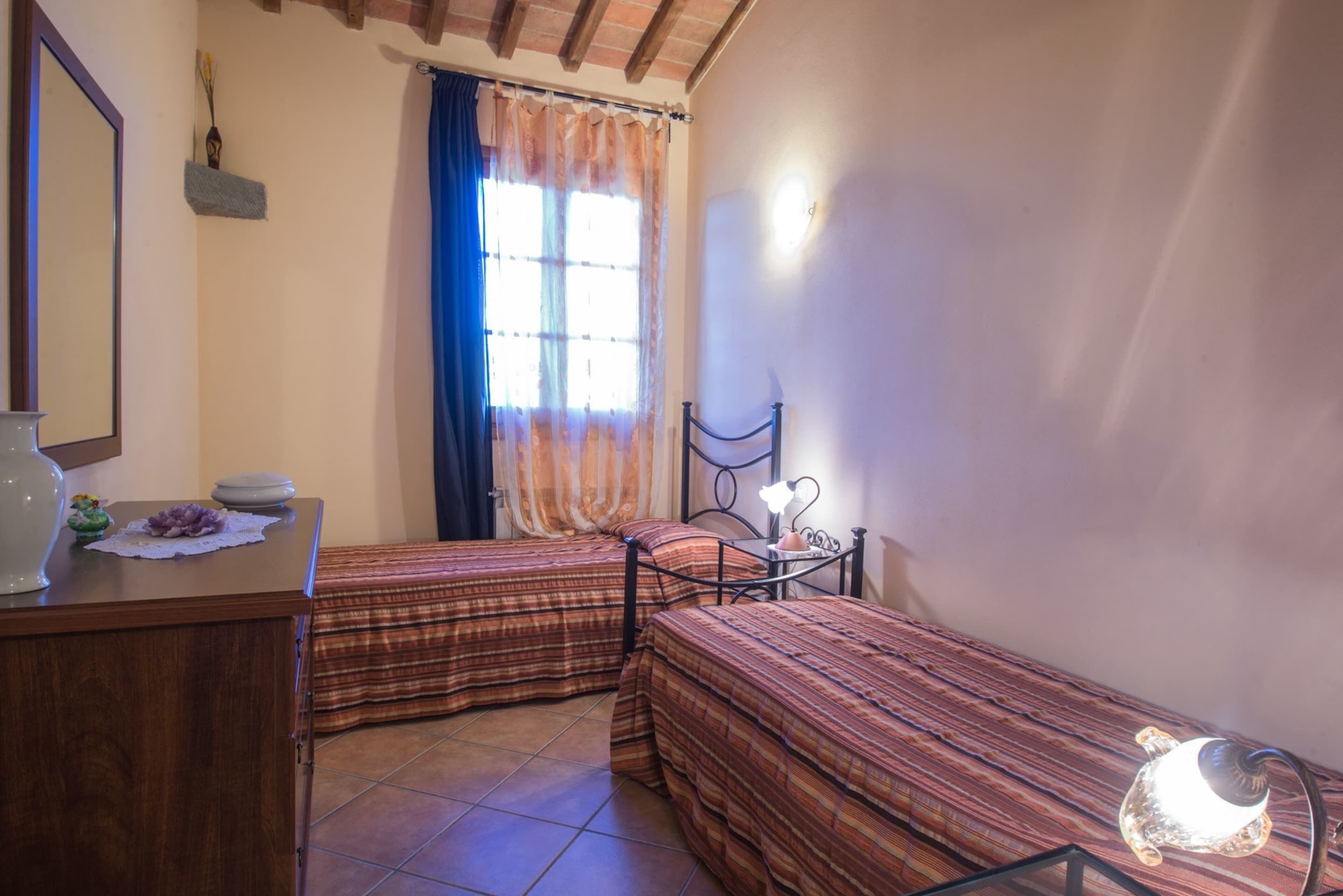 17 bedrooms, individually furnished, bed sheets