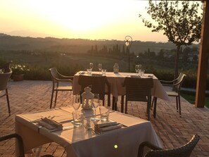 Classic House, 3 Bedrooms | Interior detail - Quaint Holiday Home in Florence Tuscany With Swimming Pool (Vinci)