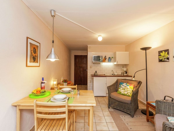 Classic Apartment, 1 Bedroom | Living room | DVD player