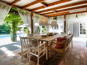 Comfort House, 4 Bedrooms | Balcony