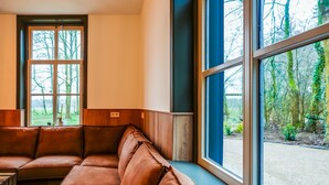 Uklassifisert bilde, 3 av 64, knapp