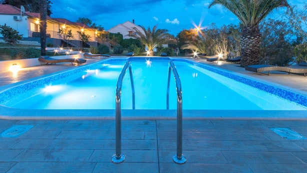 Deluxe House, 2 Bedrooms | Pool - Scenic Holiday Home in Bibinje Near Sea (Bibinje)
