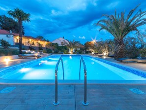 Pool - Scenic Holiday Home in Bibinje Near Sea (Bibinje)