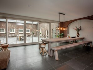 Casa Confort, varias habitaciones | Restaurantes