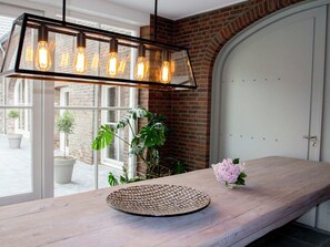 Klassiek huis, meerdere slaapkamers | Details aan de binnenkant