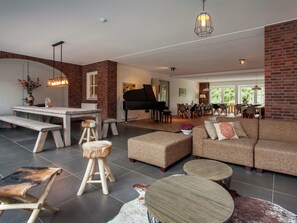 Comfort huis, meerdere slaapkamers | Woonkamer