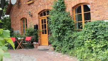 Classic House, 6 Bedrooms | Exterior