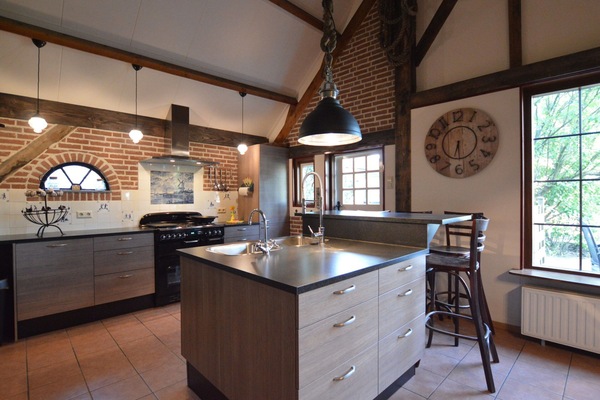 Classic House, 3 Bedrooms | Private kitchen | Coffee/tea maker, microwave, oven, dishwasher