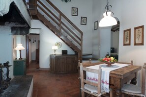 特級單棟房屋, 2 間臥室 | 用餐區