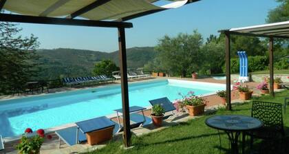 Farmhouse With Stables, Horses and the Ability to Make Horseback Riding