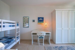 Deluxe Apartment, 2 Bedrooms | 23 bedrooms, individually furnished, iron/ironing board, bed sheets