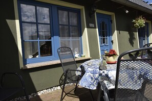 Balcony - Peaceful Apartment in Maltzien With Lake Nearby (Garz/Rügen)