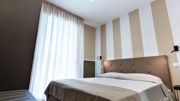 2 bedrooms, individually furnished, bed sheets