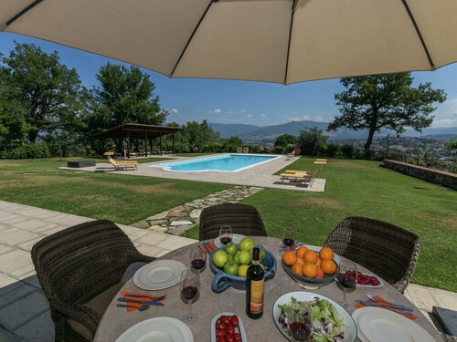 Beautiful Mansion in Poppi With Pool