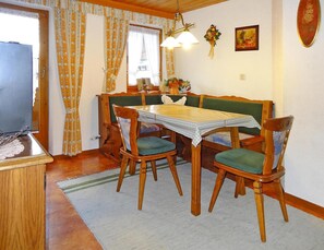 Appartement Confort, 2 chambres | Restauration