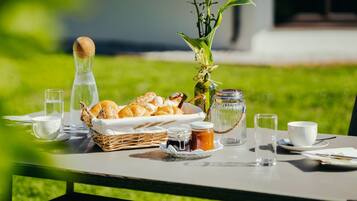 تفاصيل الفندق من الداخل