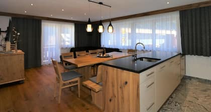 High-quality Holiday Apartment in Oberkrimml Near Waterfalls