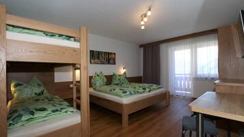 Hus Classic - 3 sovrum | 6 sovrum och sÀngklÀder