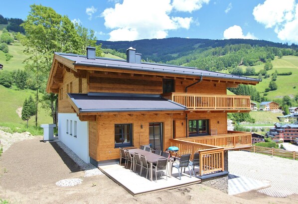 Comfort Chalet, Multiple Bedrooms | Exterior - Modern Chalet With Sauna Near ski Area in Saalbach-hinterglemm / Salzburgerland (Saalbach-Hinterglemm)
