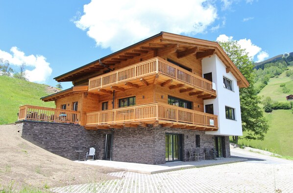 Chalet Confort, plusieurs chambres | Extérieur