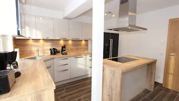 Chalet Classique, 5 chambres | Cuisine privée