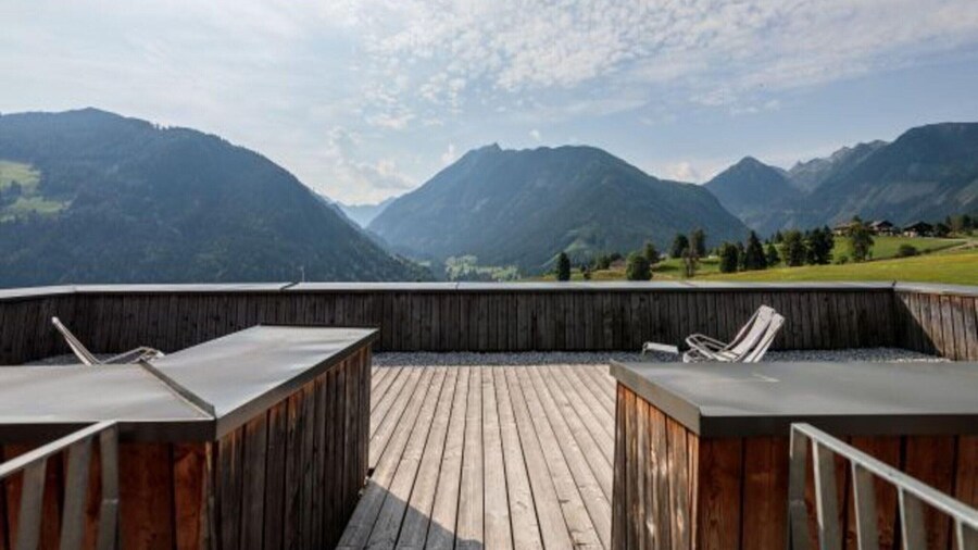 Lush Apartment With Private Sauna