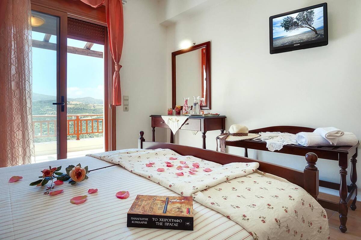 2 bedrooms, individually furnished