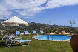 Comfort House, 2 Bedrooms | Pool | Indoor pool, outdoor pool
