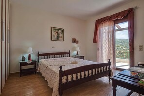 Comfort House, 2 Bedrooms | 4 bedrooms, individually furnished