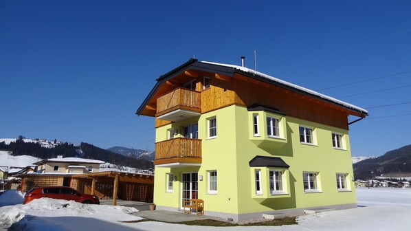 Classic Apartment, 2 Bedrooms | Exterior