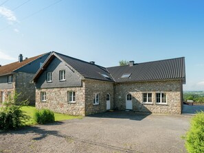 Classic House, 5 Bedrooms | Exterior