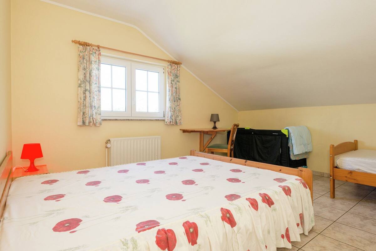 11 slaapkamers, individueel gemeubileerd
