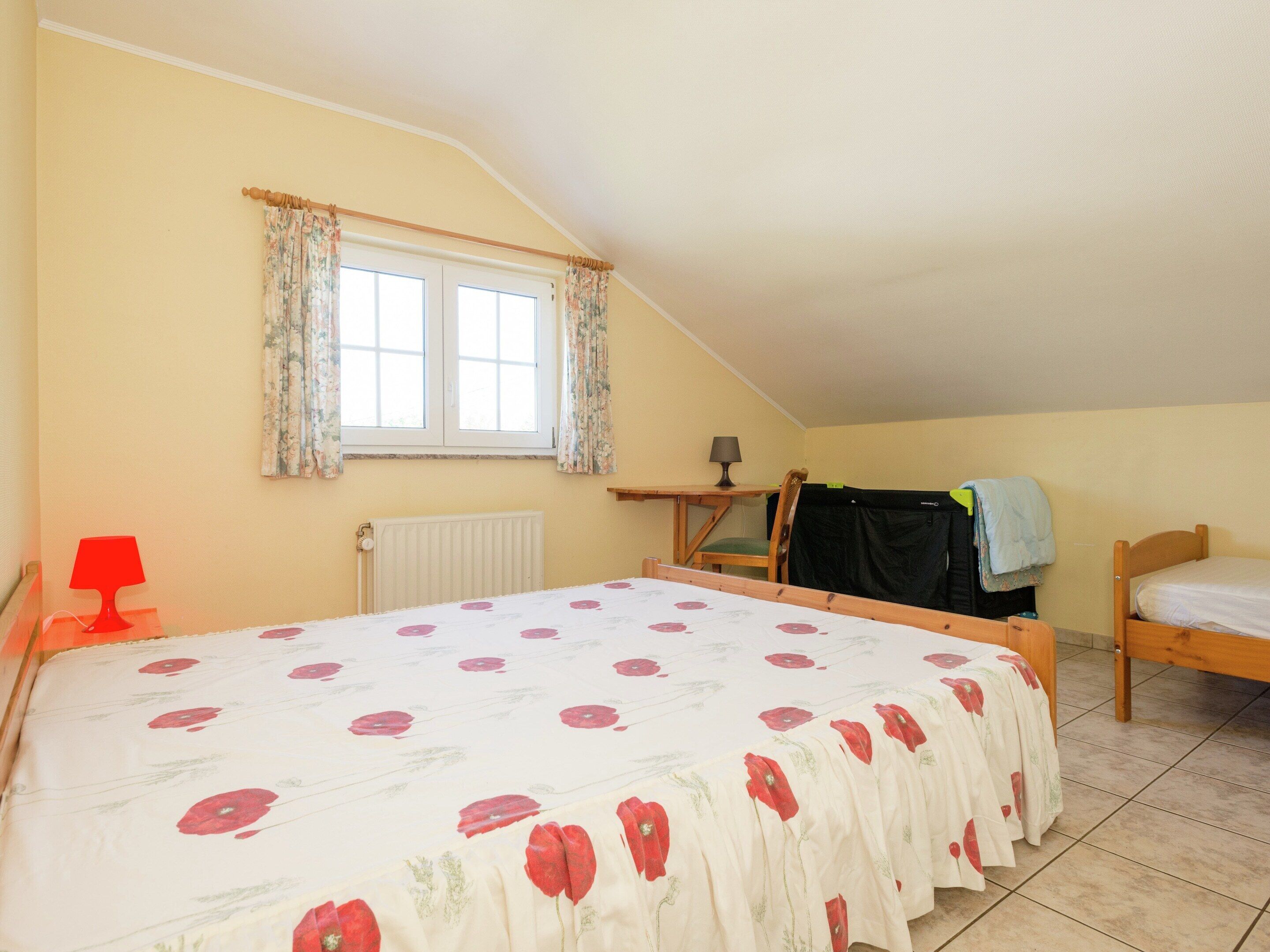 14 chambres, ameublement personnalisé