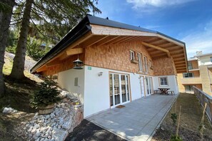 Classic Apartment, 4 Bedrooms | Exterior