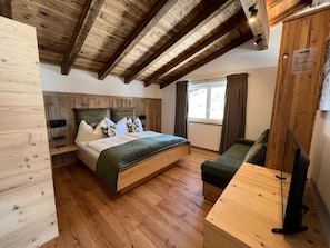 Classic Apartment, 3 Bedrooms