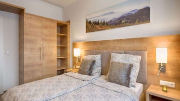 Comfort appartement, 2 slaapkamers | 4 slaapkamers, individueel gemeubileerd, beddengoed