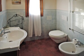 Shower, hair dryer - Holiday Home Cerbaiola, Lamporecchio (Lamporecchio)