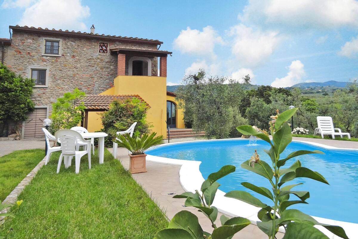 Comfort-Haus, 2 Schlafzimmer | Pool | Innenpool, Außenpool