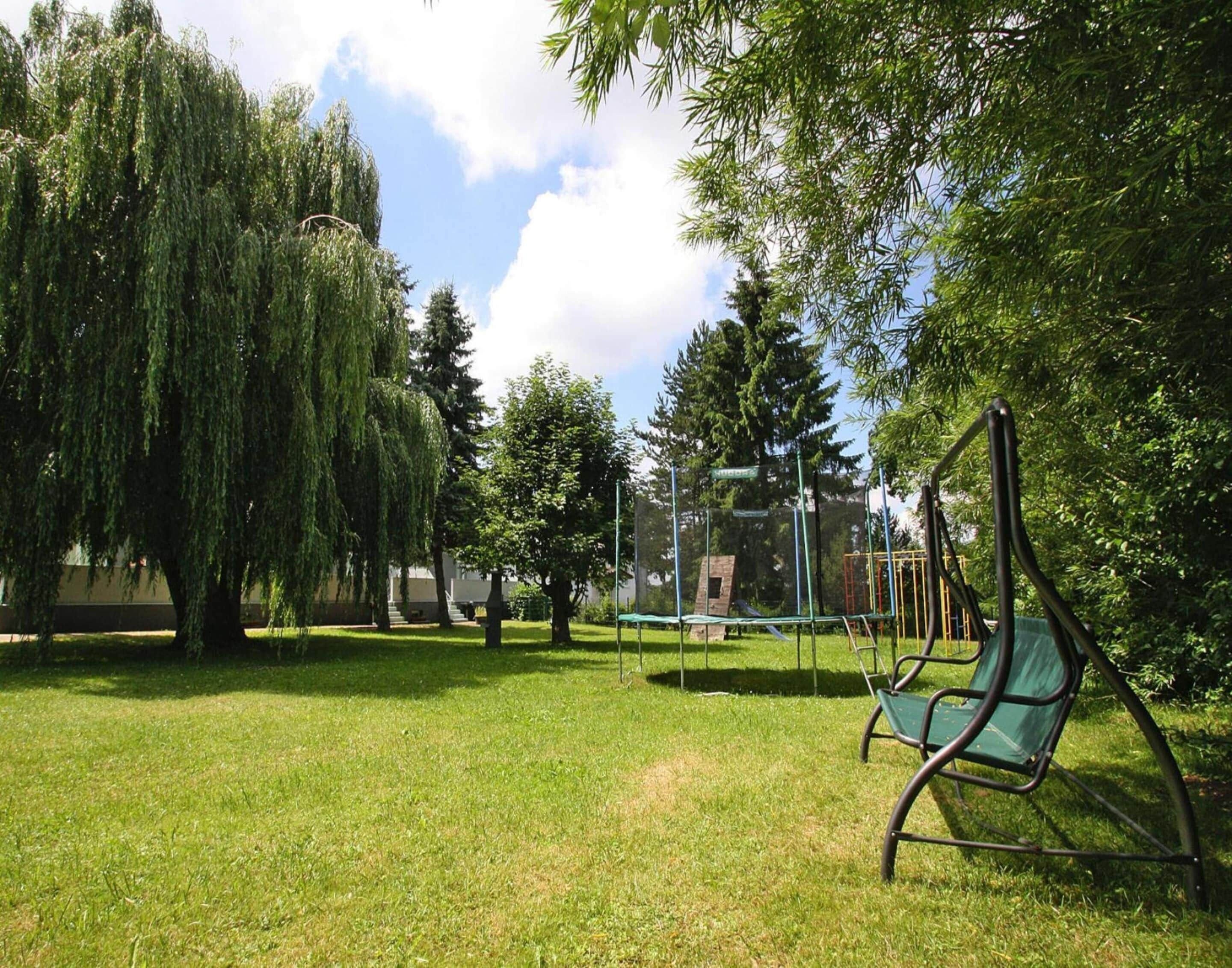 Classic Apartment, 2 Bedrooms | Garden