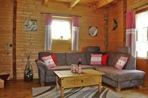 Comfort House, 2 Bedrooms | Living room - Blockhouse in the Fuchsbau, Bad Sachsa (Bad Sachsa)