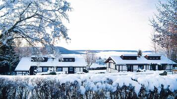 Nhà tiện nghi đơn giản, 2 phòng ngủ | Ngoại thất