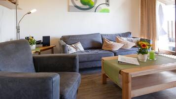 Rumah Klasik, 2 kamar tidur | Ruang keluarga