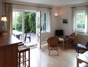 Appartement Classique, 3 chambres | Salle de séjour