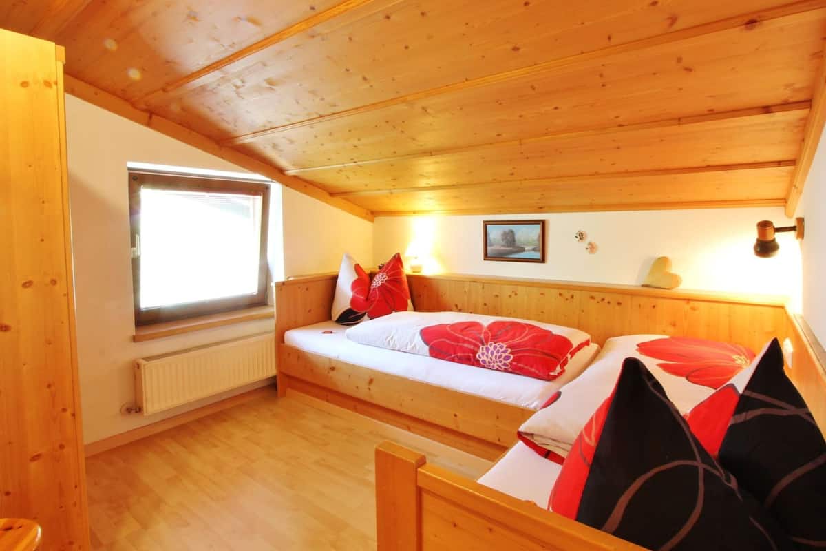 3 bedrooms, individually furnished, bed sheets