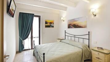 3 chambres, ameublement personnalisé