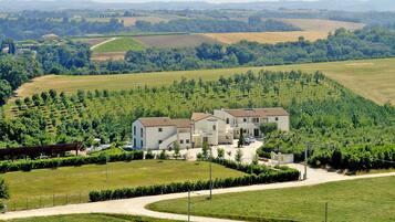 Classic-Apartment, 3 Schlafzimmer | Aussenbereich