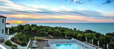 Comfort Apartment, 2 Bedrooms | Pool